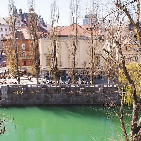 Julija&Robert'S Riverview Apartments And Rooms Ljubljana Exterior photo
