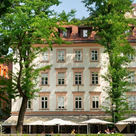 Julija&Robert'S Riverview Apartments And Rooms Ljubljana Exterior photo
